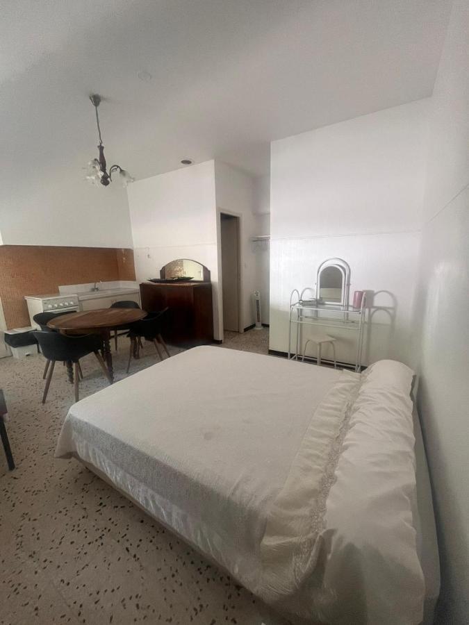 Appartement Studio Les Pieds Dans L'Eau Agde Exterior foto
